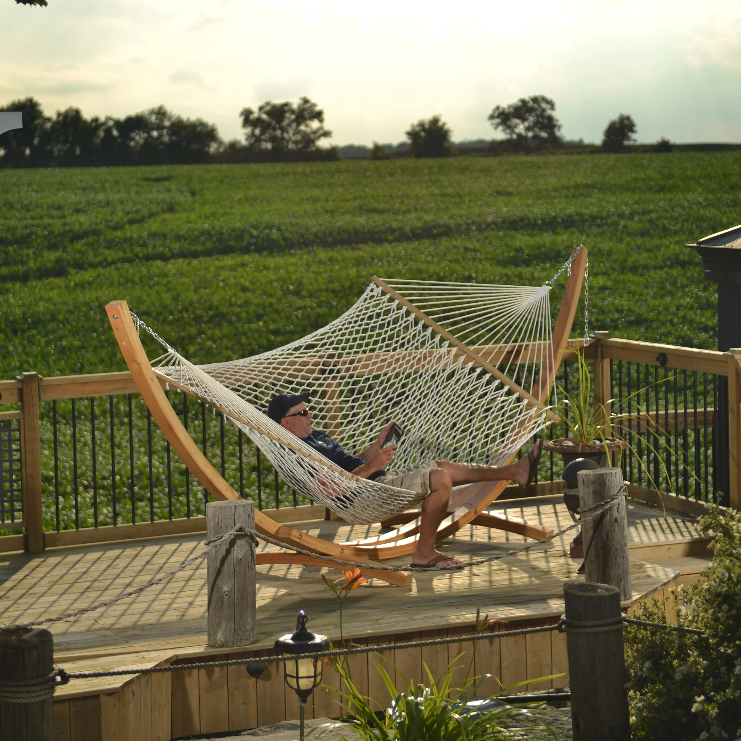 Solid Pine Arc Hammock Stand (15ft/455cm) - Natural - Image 4