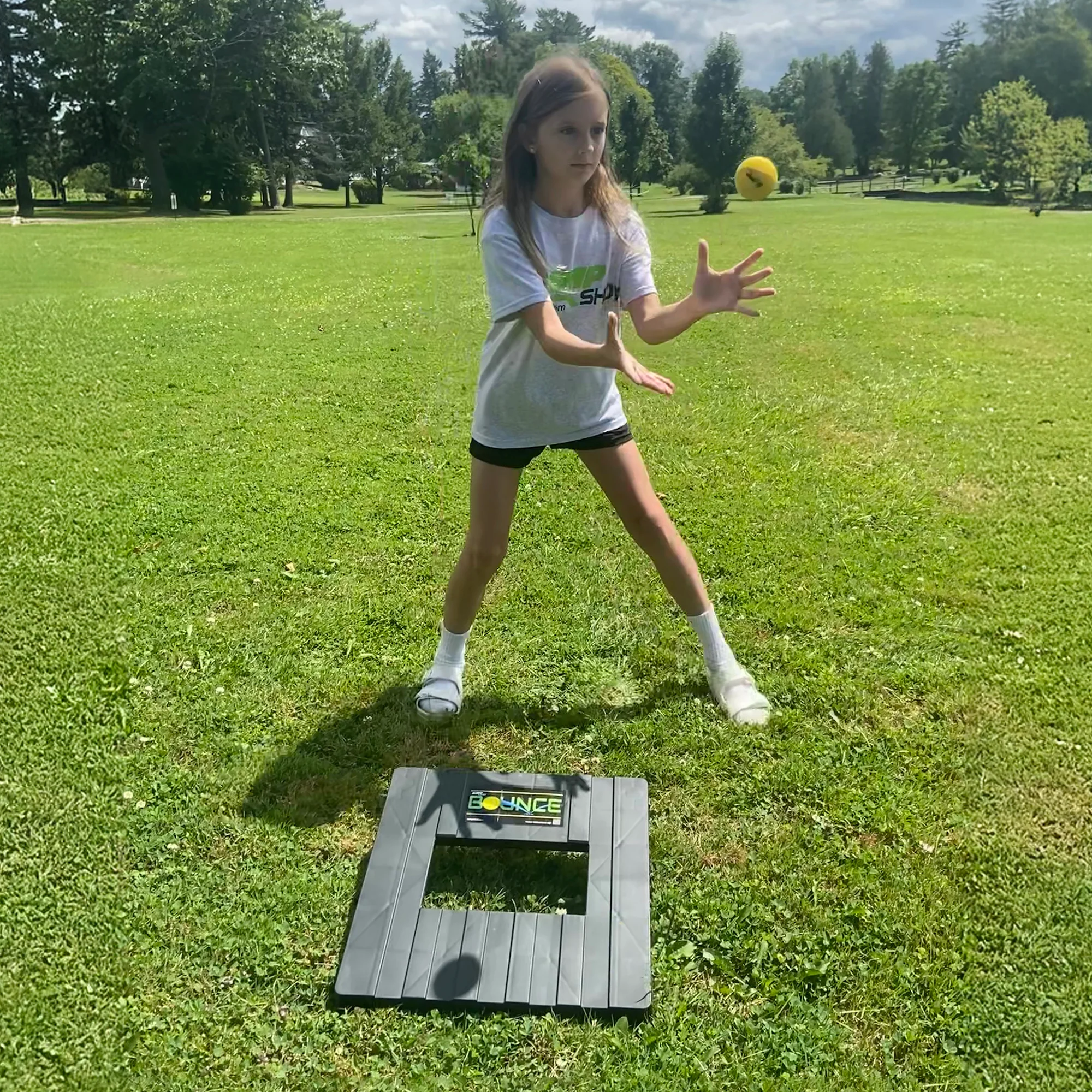 BOUNCE Outdoor Game - Image 4