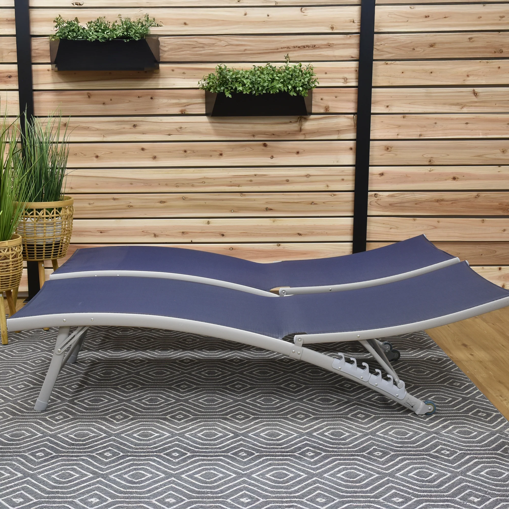 Clearwater Phifer® & Aluminum Lounger Set (2pc) - Navy Steel - Image 4
