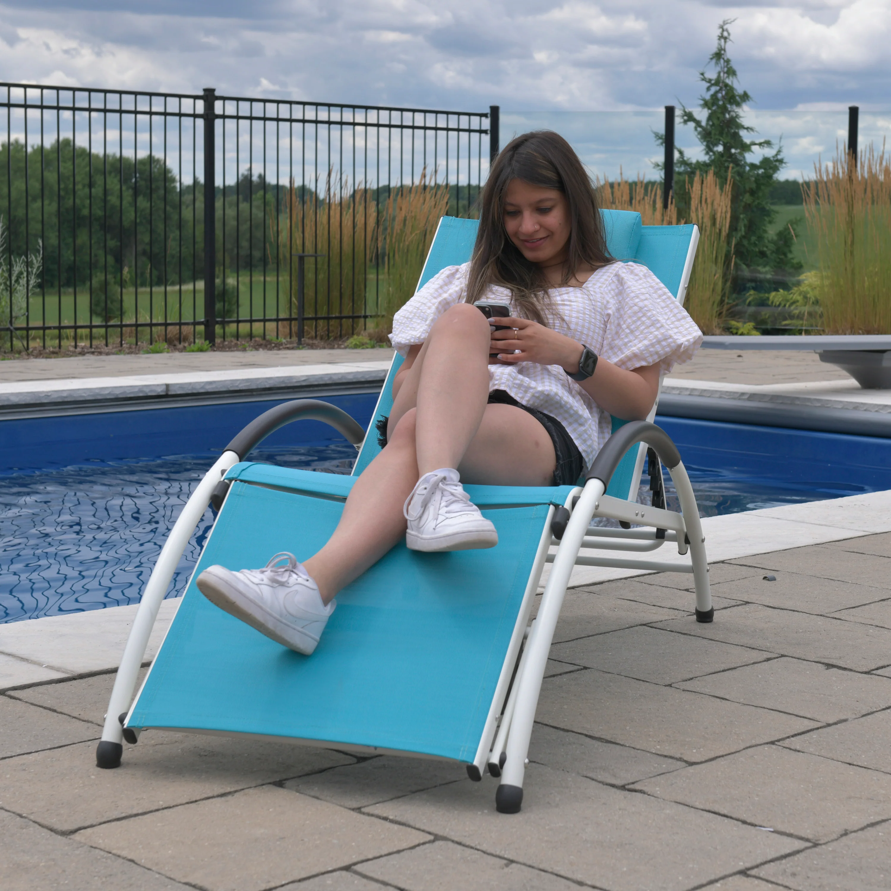 Dockside Phifer® & Aluminum Sun Lounger - True Turquoise - Image 5