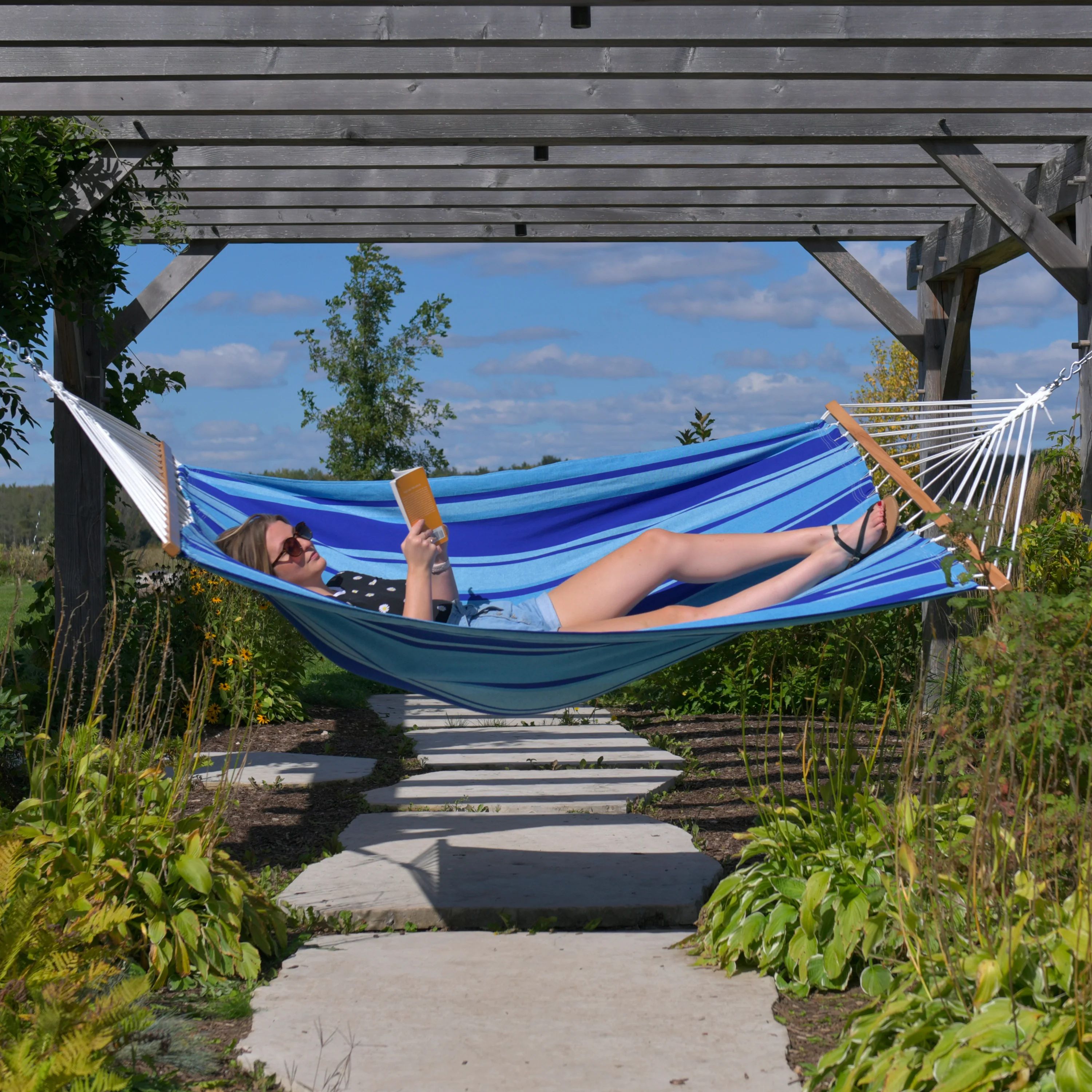 Cotton Spreader Bar Hammock - Island Breeze - Image 3