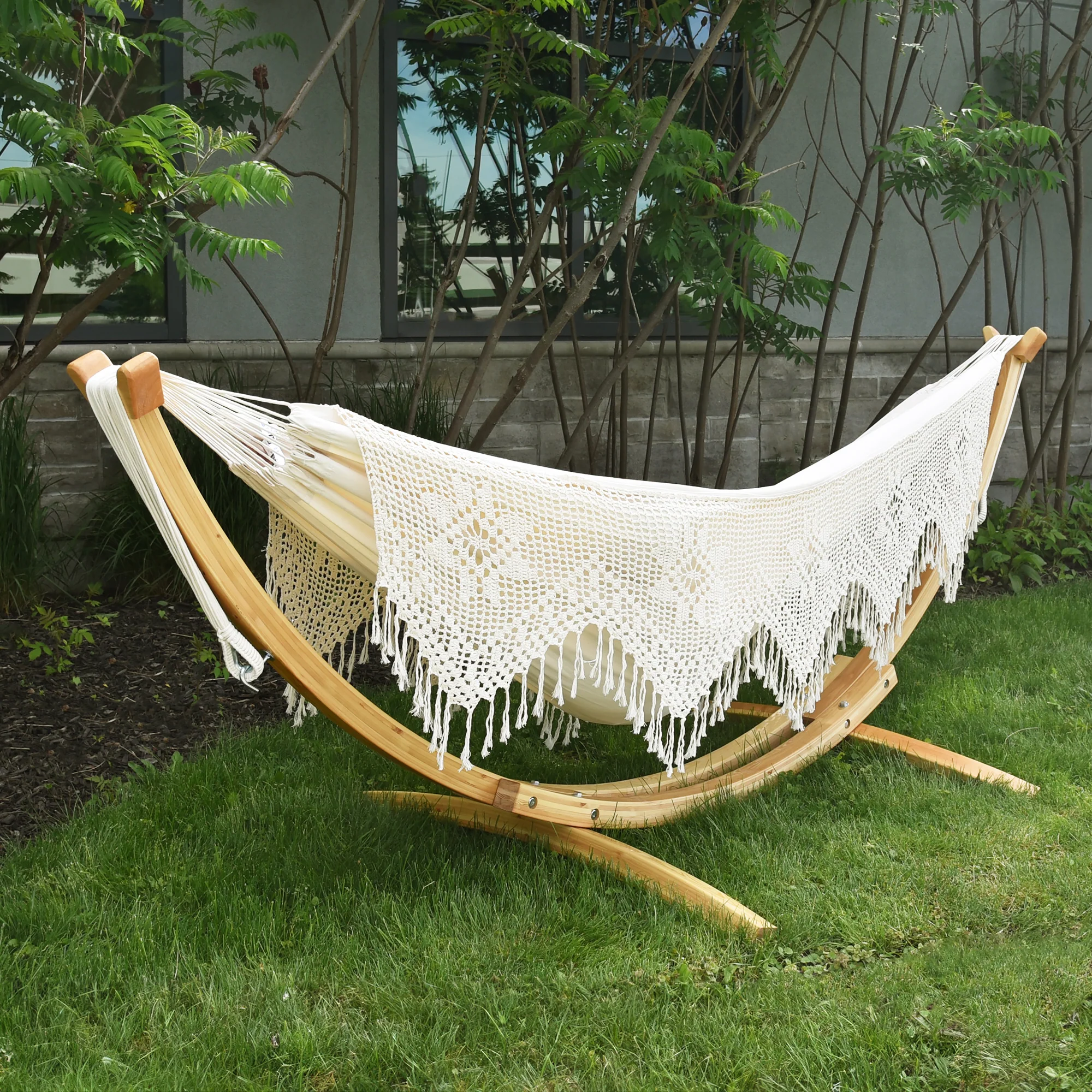 Solid Pine Arc Hammock Stand (10ft/305 cm) - Natural - Image 4