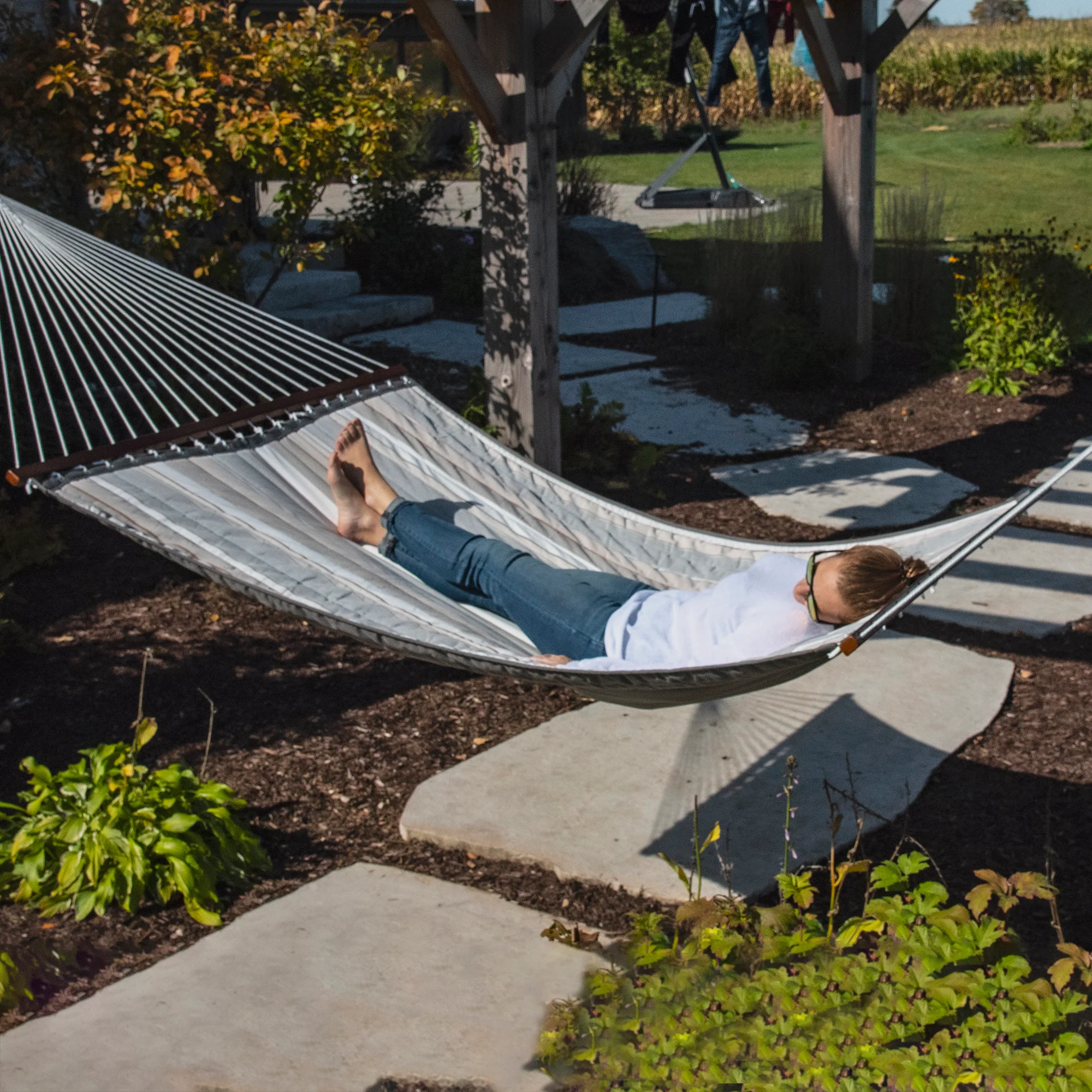 Sunbrella® Quilted Spreader Bar Hammock - Dove - Image 3